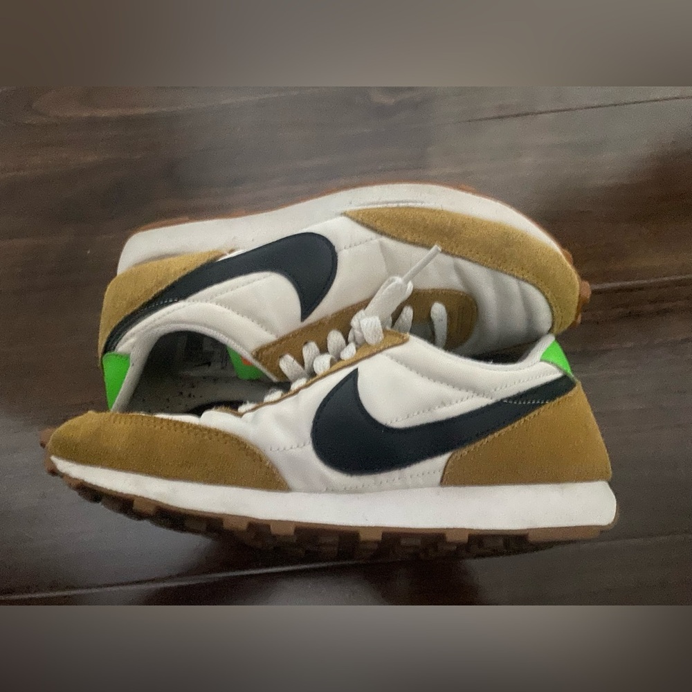 Nike daybreak